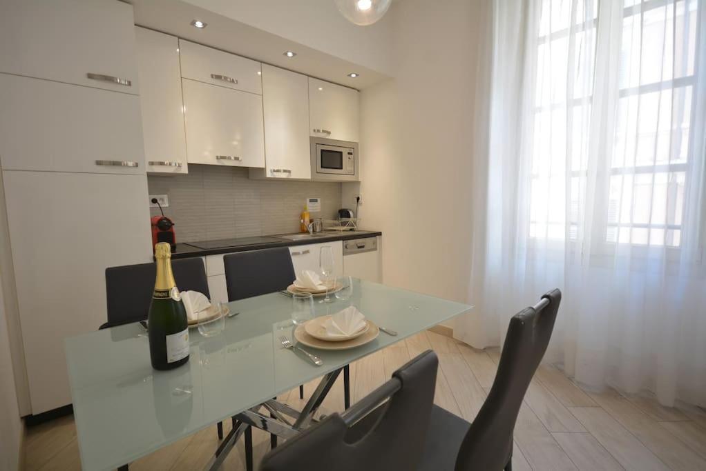 Apartment Carlton Avec Lit King Size Cannes